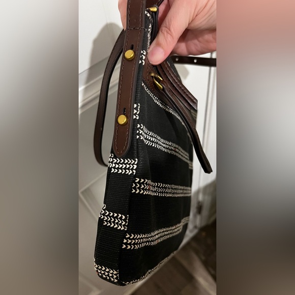 FOSSIL Fiona Crossbody Bag Black White Geometric Pattern Brown Leather Strap - Picture 10 of 15